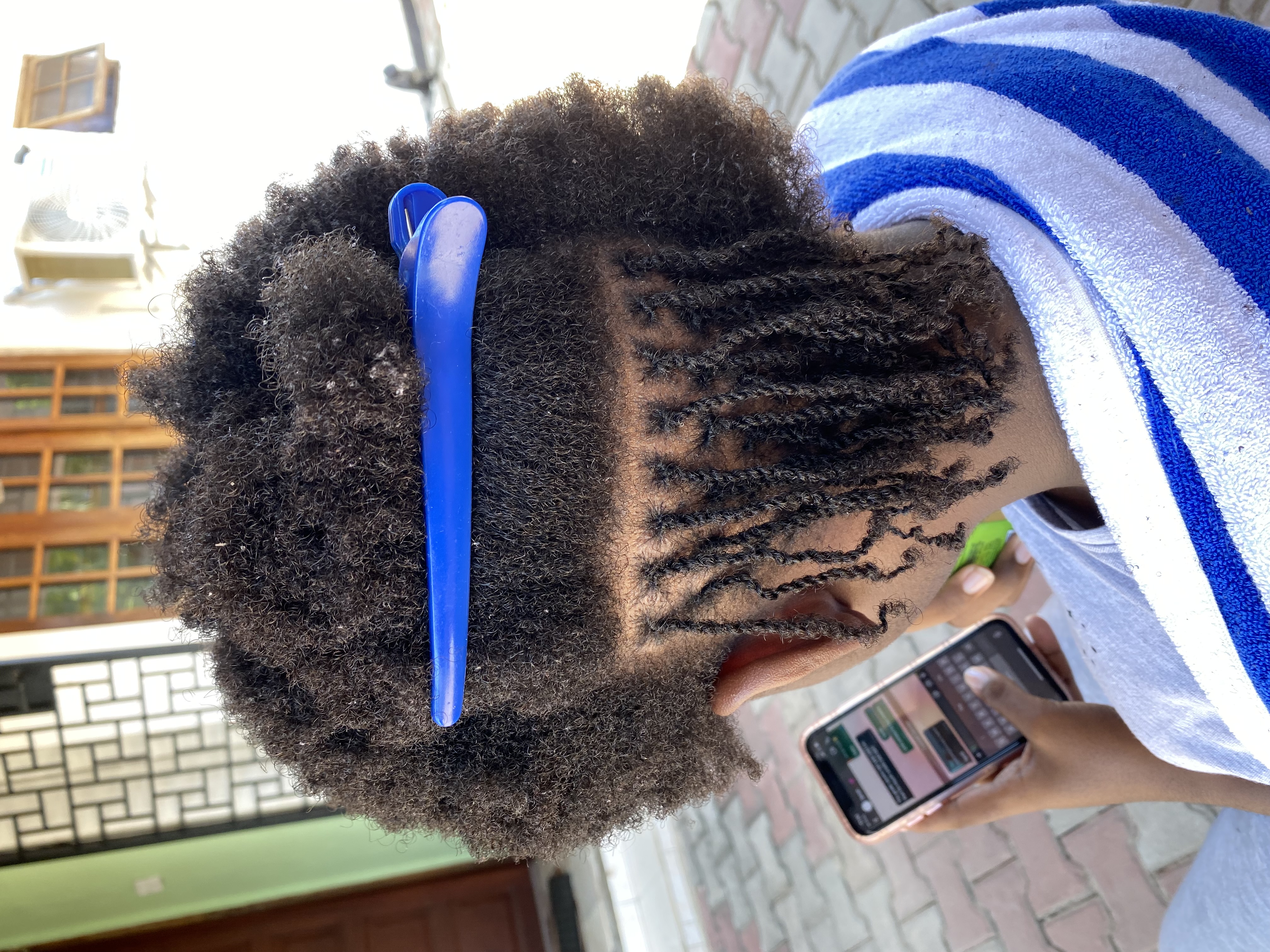 Microlocks Installation on Relaxed Hair: How Microlocks Extensions Make It Possible
