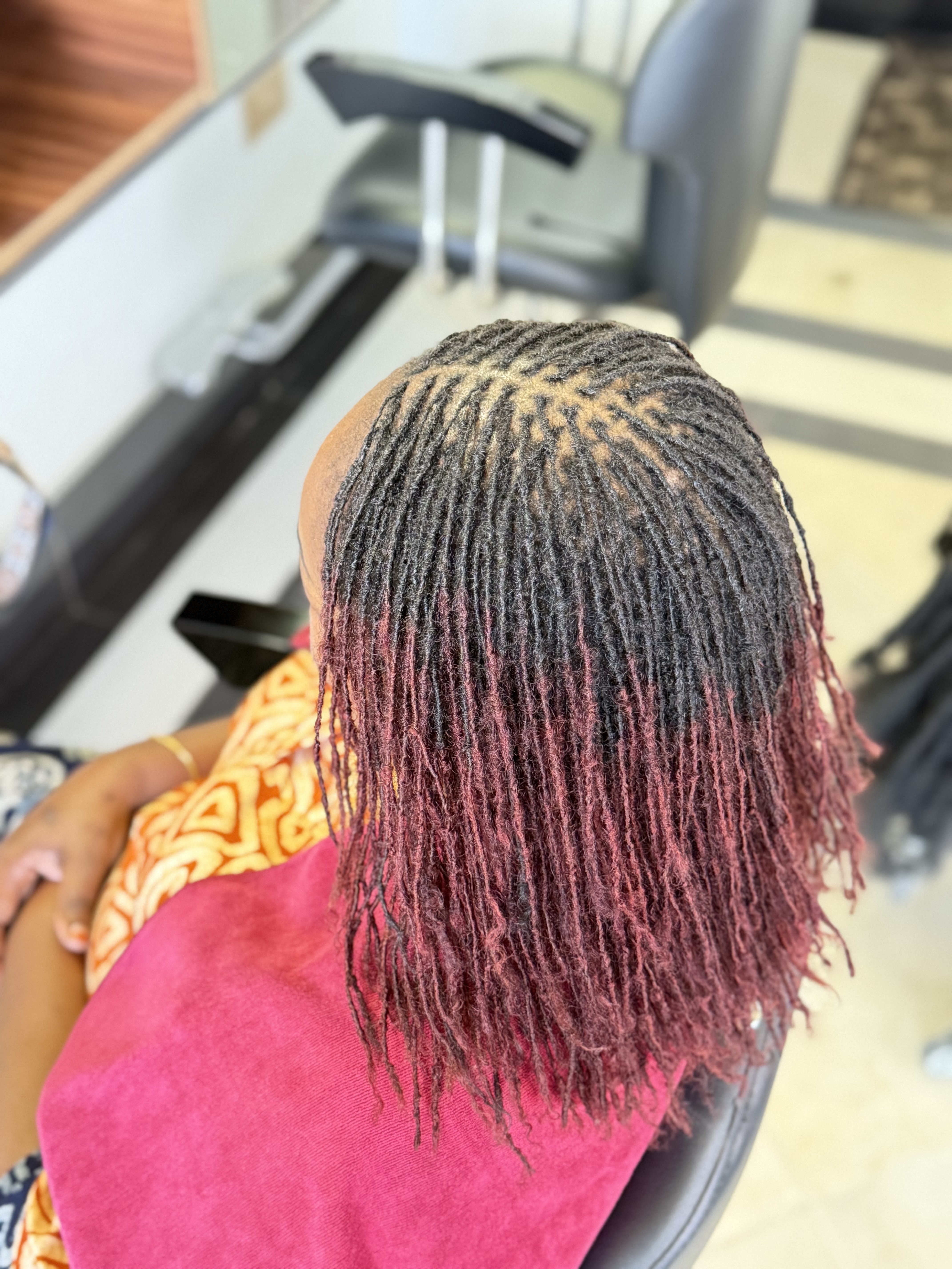 Microlocks Extensions on Natural Hair: The Real Deal for Long-Lasting Hairstyles