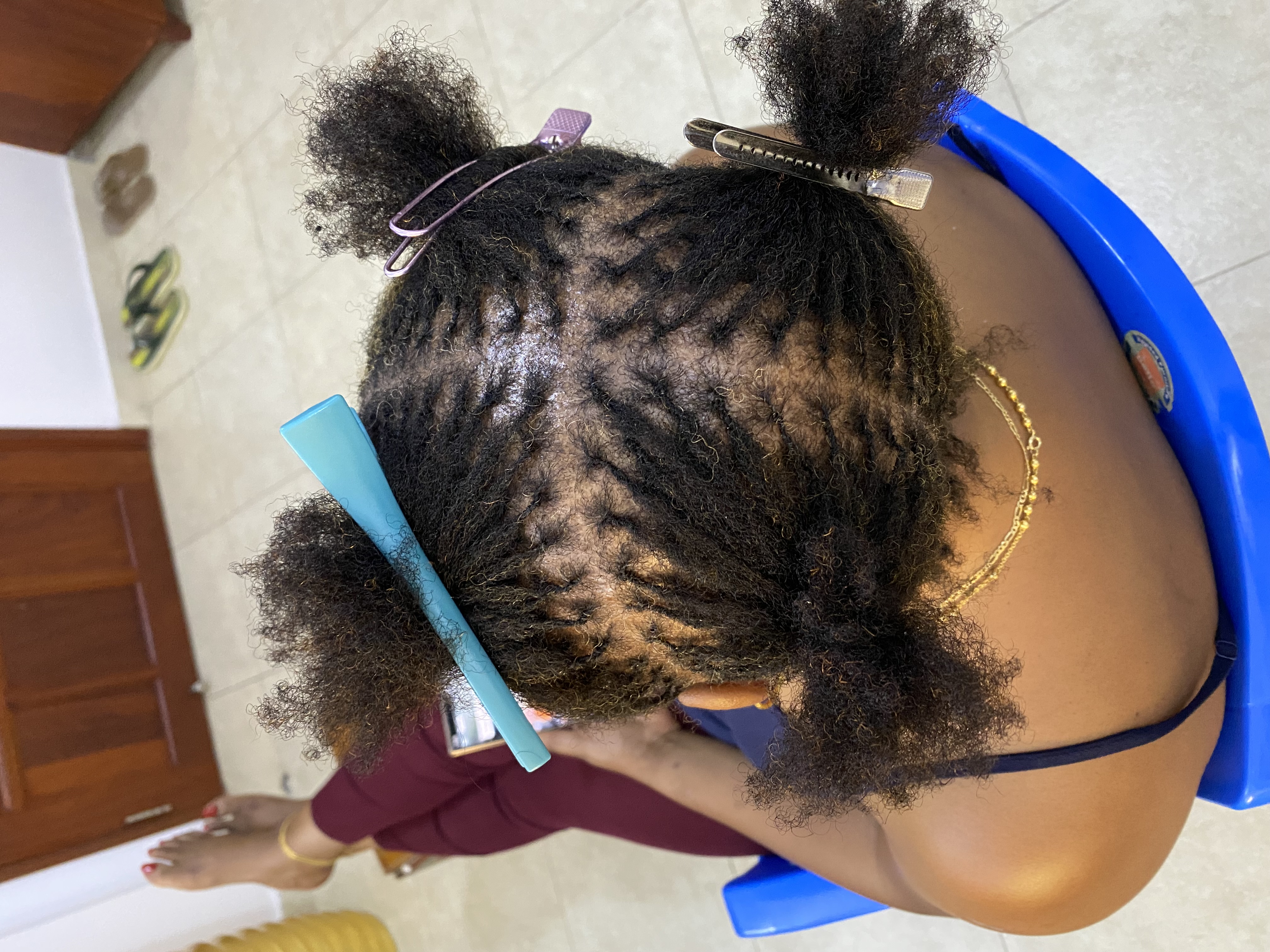 Microlocks Extensions on Natural Hair: The Real Deal for Long-Lasting Hairstyles