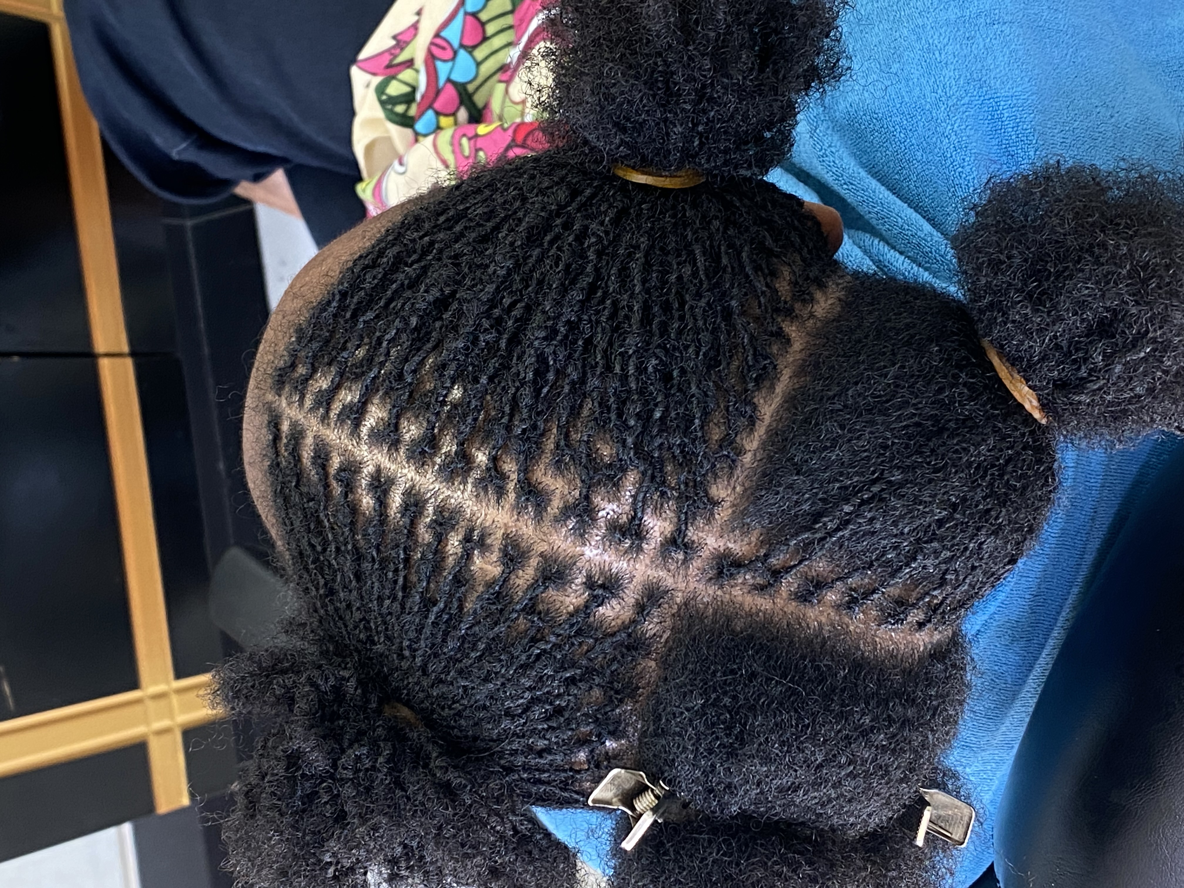 Microlocks Size Matters: How the Size of Your Microlocks Can Affect Your Hair, Look & Journey